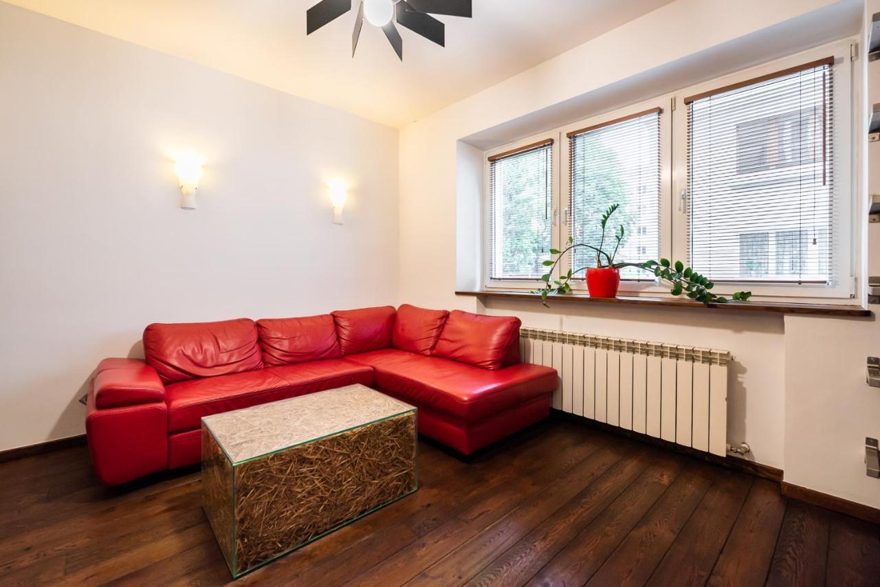 Nowolipki Red Apartment Varşova Dış mekan fotoğraf